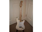 Fender Standard Stratocaster White